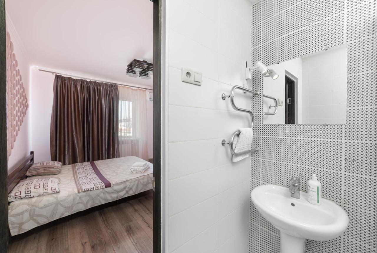 Primorskiy Suite Odessa Exterior photo