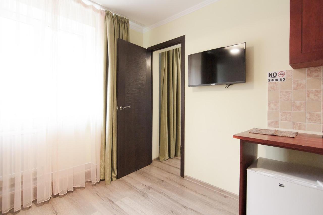 Primorskiy Suite Odessa Exterior photo